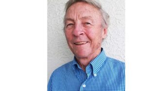 Dr. John R. Hall, III, to receive award
