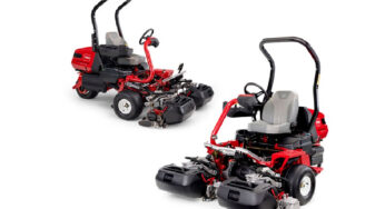 Introducing the Greensmaster eTriFlex Series Riding Greens Mowers