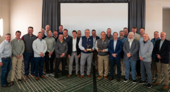 John Deere Recognizes Top Golf Dealer at GCSAA Conference and Trade Show